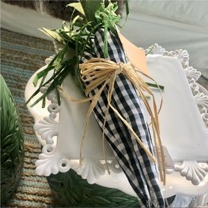 🥕NWT Set 3 Large Buffalo Check Easter Carrots